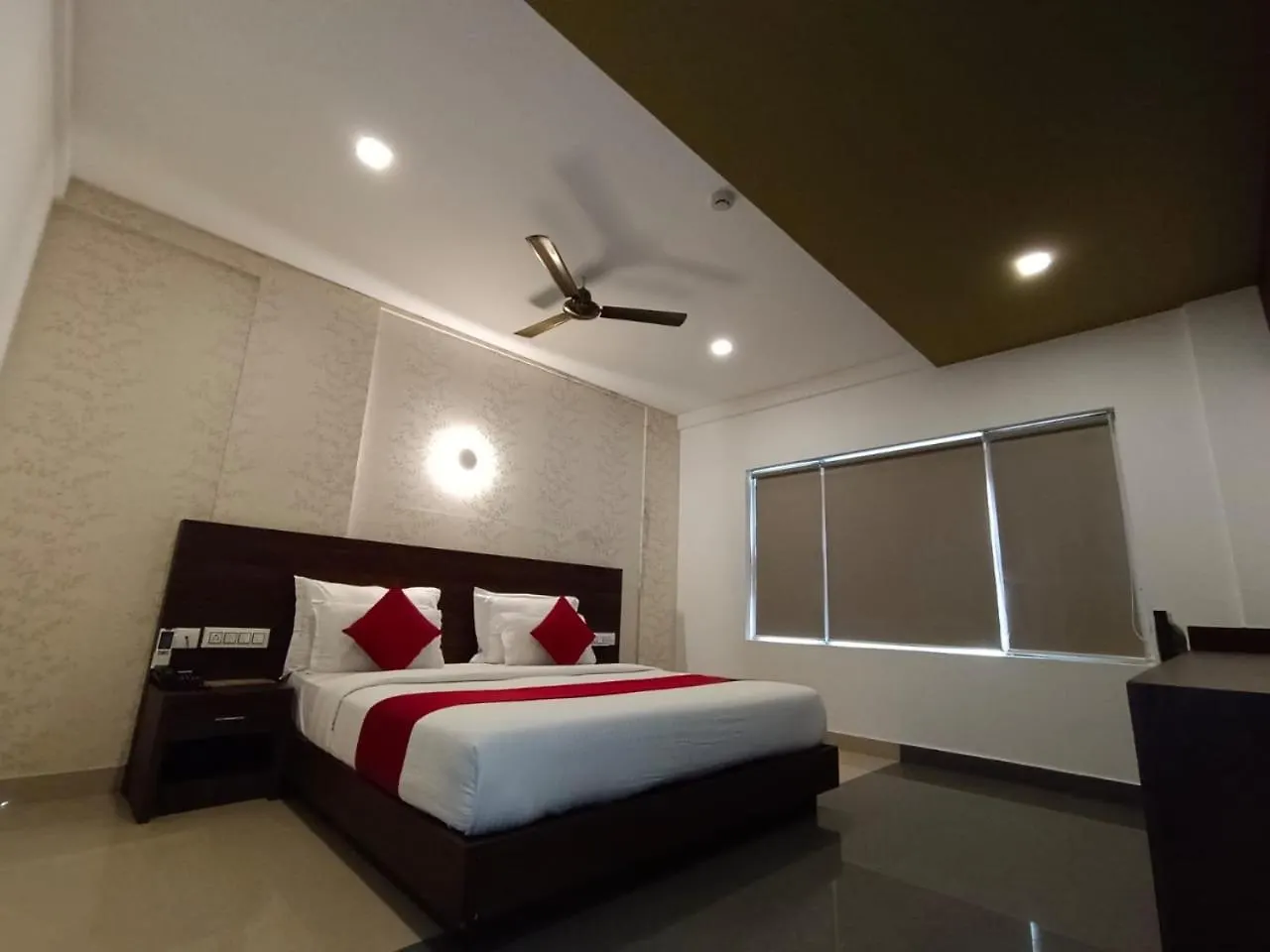 ****  Hotel Wilton Sultan Bathery India