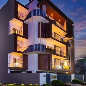  Bed & Breakfast Casa Feliz Golf Course Road India